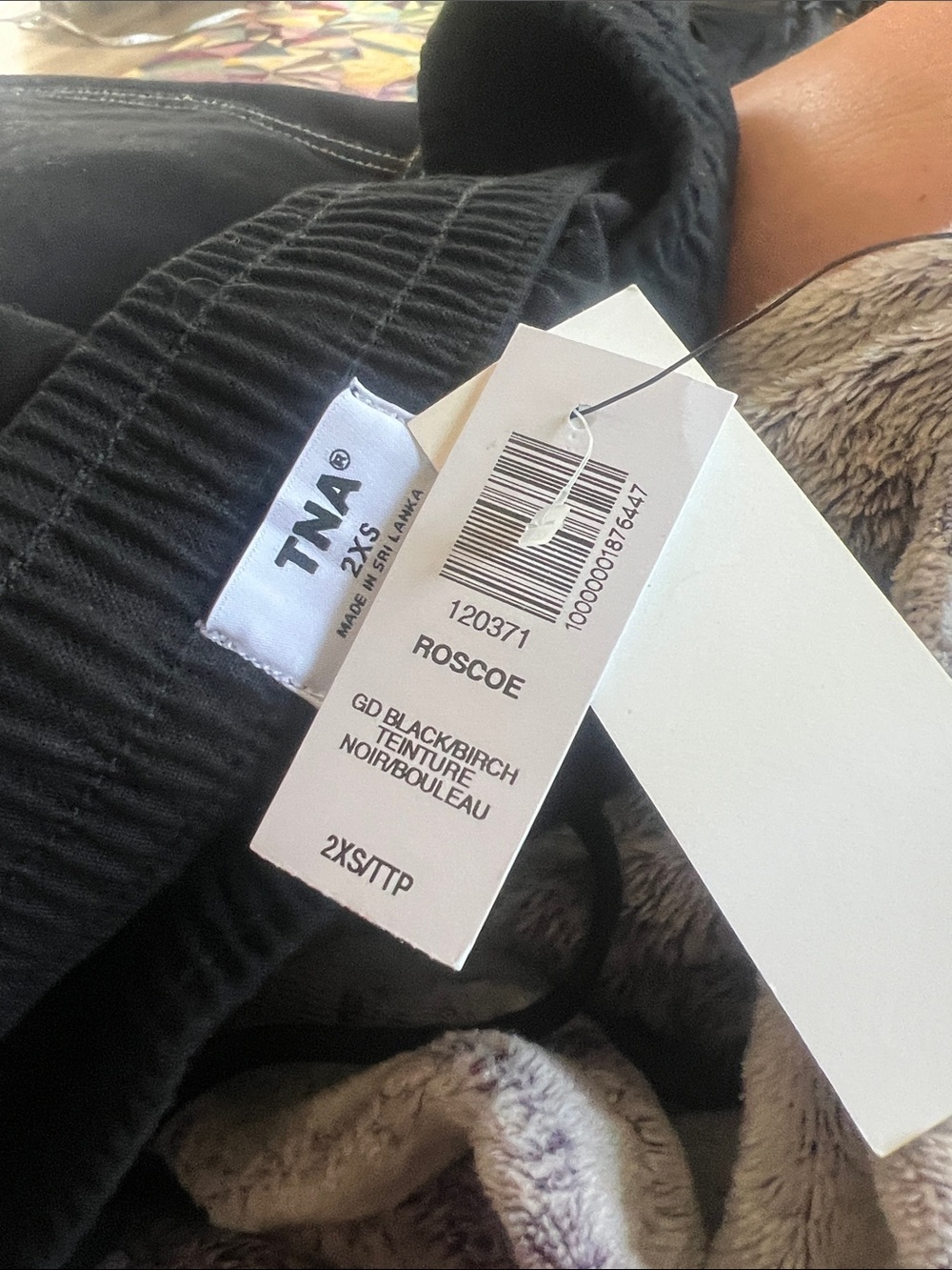 BNWT Aritzia TNA Roscoe Cargo Pant - Picture 5 of 11